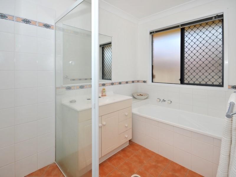 4 Village Way, Little Mountain QLD 4551