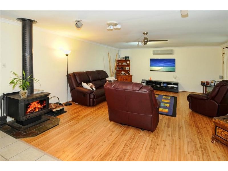 5 Village Way, Little Mountain QLD 4551