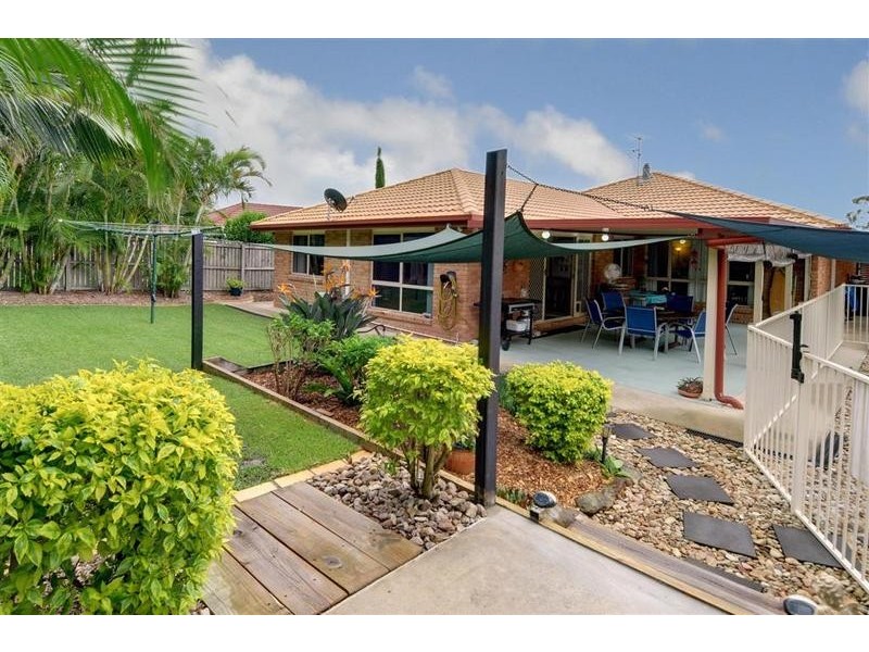 5 Village Way, Little Mountain QLD 4551