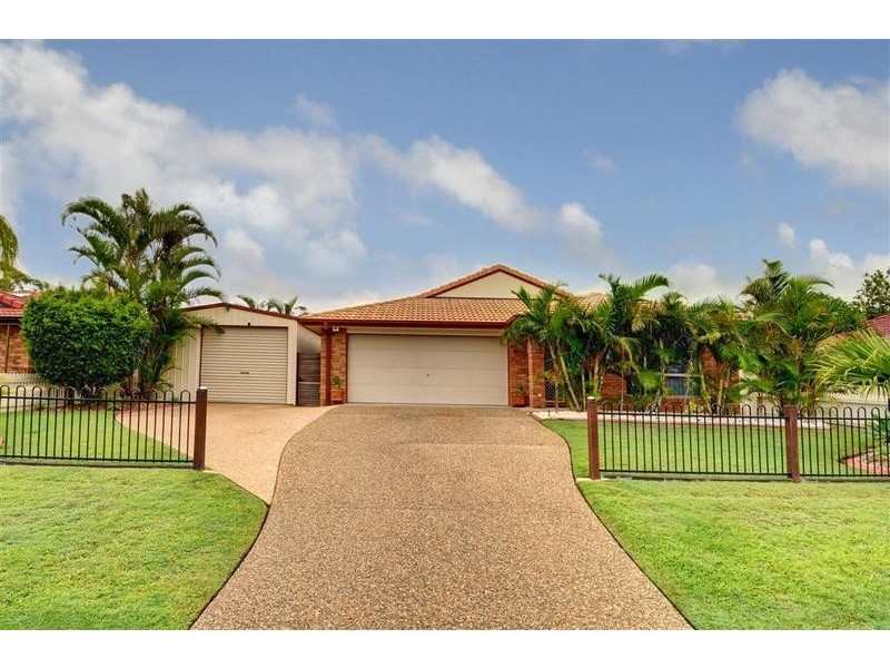 5 Village Way, Little Mountain QLD 4551