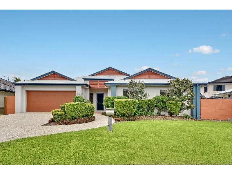 34 Wallaby Circuit, Pelican Waters QLD 4551