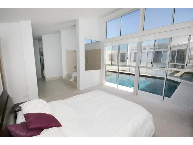 15 Wallaby Circuit, Pelican Waters QLD 4551