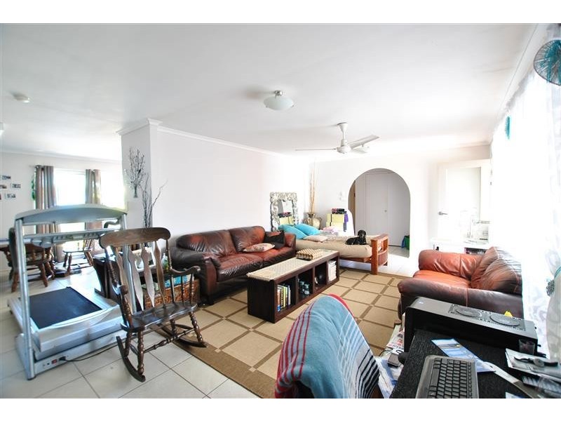 2 Warloo Street, Wurtulla QLD 4575