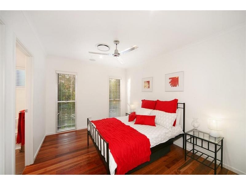 15 Wattlefield Road, Little Mountain QLD 4551