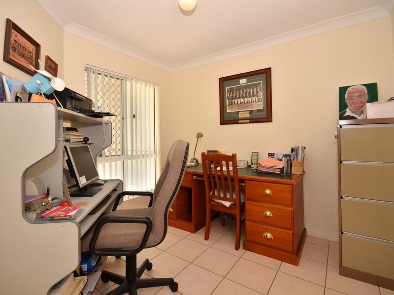 5 Wattle Court, Little Mountain QLD 4551