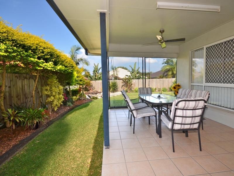 5 Wattle Court, Little Mountain QLD 4551