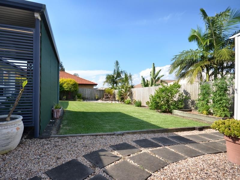 5 Wattle Court, Little Mountain QLD 4551