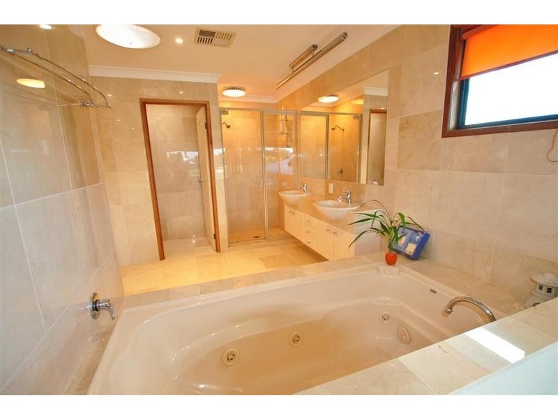 29 Webb Ellis Court, Pelican Waters QLD 4551