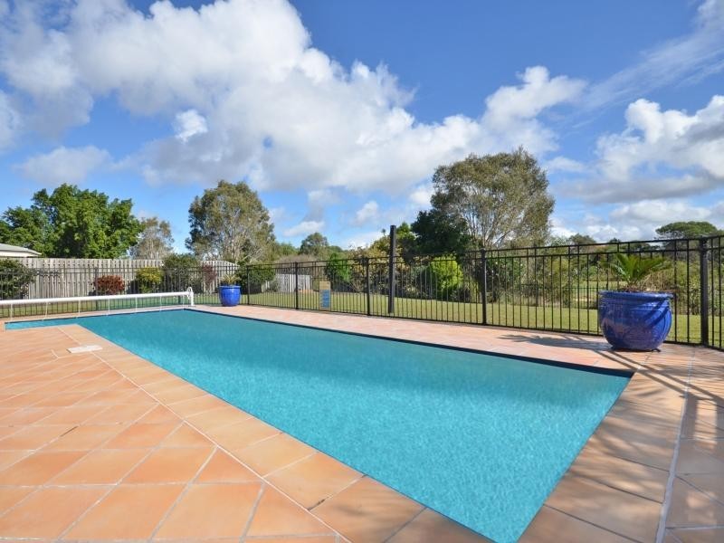 4 Webb Ellis Court, Pelican Waters QLD 4551