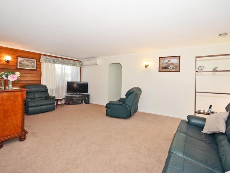 125 Westminster Avenue, Golden Beach QLD 4551