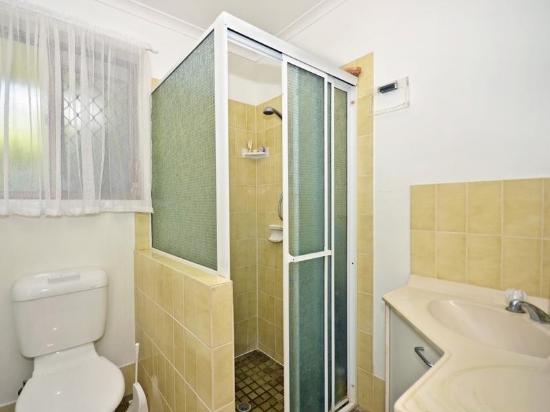 125 Westminster Avenue, Golden Beach QLD 4551