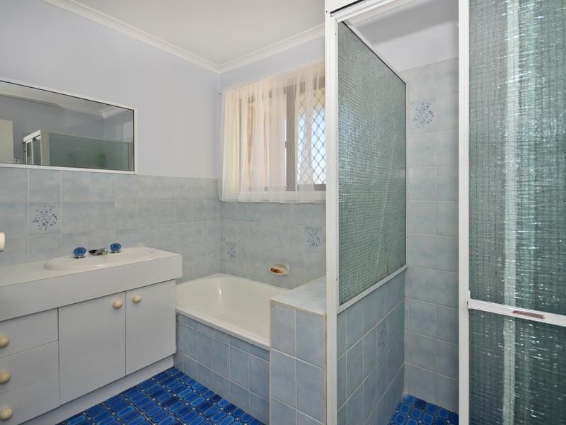 125 Westminster Avenue, Golden Beach QLD 4551