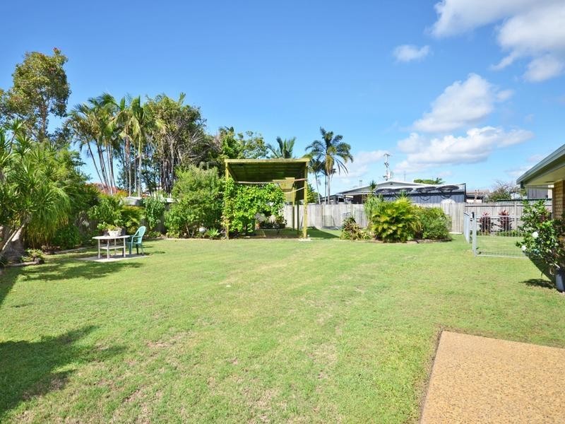 125 Westminster Avenue, Golden Beach QLD 4551