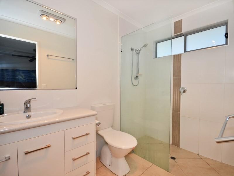 204 Westminster Avenue, Golden Beach QLD 4551