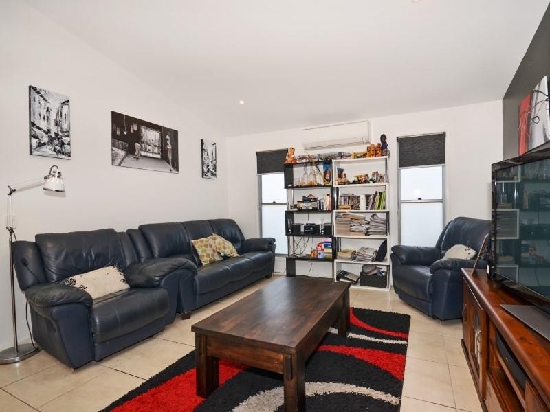 204 Westminster Avenue, Golden Beach QLD 4551