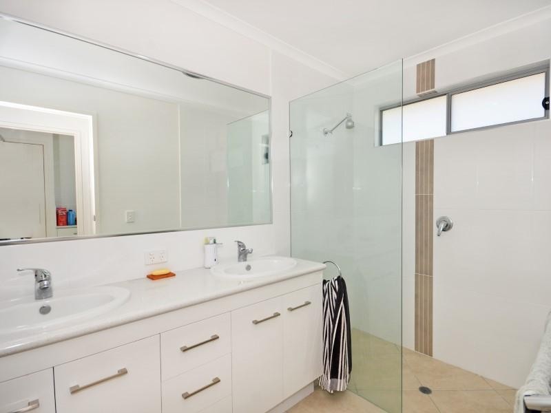 204 Westminster Avenue, Golden Beach QLD 4551