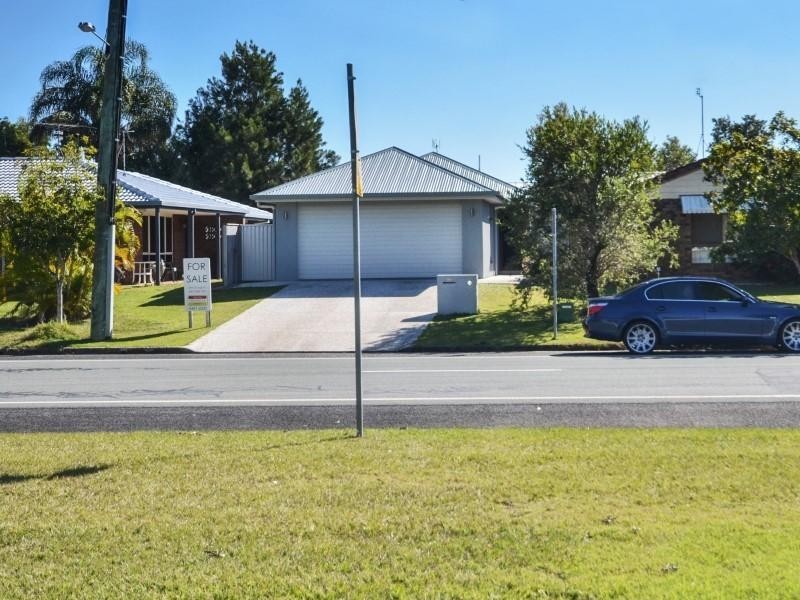 204 Westminster Avenue, Golden Beach QLD 4551