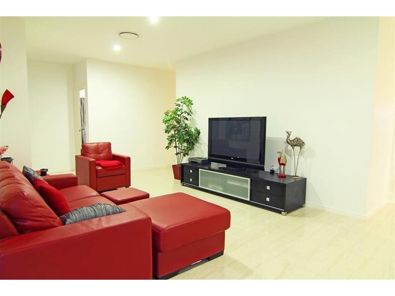 39 Whitehaven Way, Pelican Waters QLD 4551