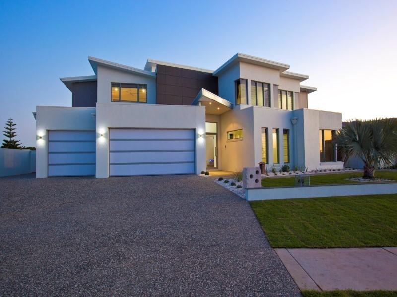 41 Whitehaven Way, Pelican Waters QLD 4551