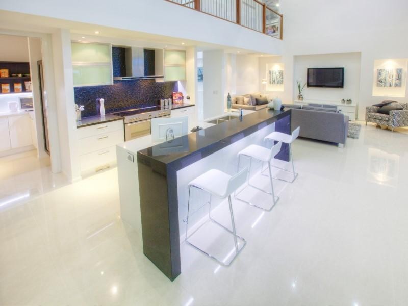 41 Whitehaven Way, Pelican Waters QLD 4551