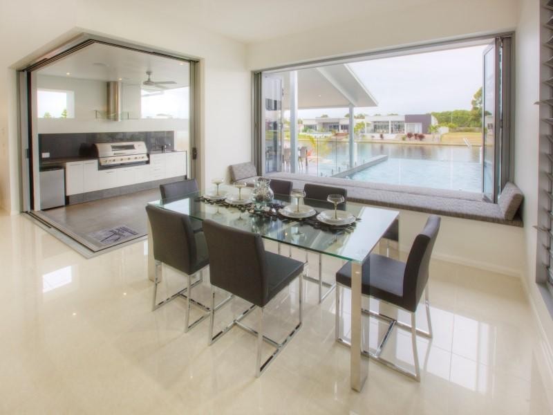 41 Whitehaven Way, Pelican Waters QLD 4551