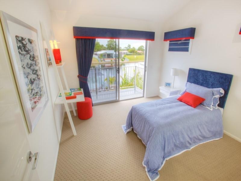 41 Whitehaven Way, Pelican Waters QLD 4551