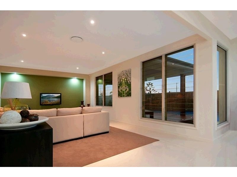 48 Whitehaven Way, Pelican Waters QLD 4551