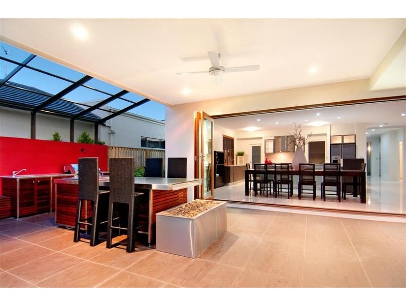 48 Whitehaven Way, Pelican Waters QLD 4551