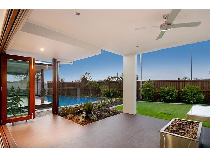 48 Whitehaven Way, Pelican Waters QLD 4551