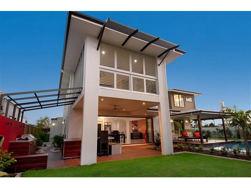 48 Whitehaven Way, Pelican Waters QLD 4551