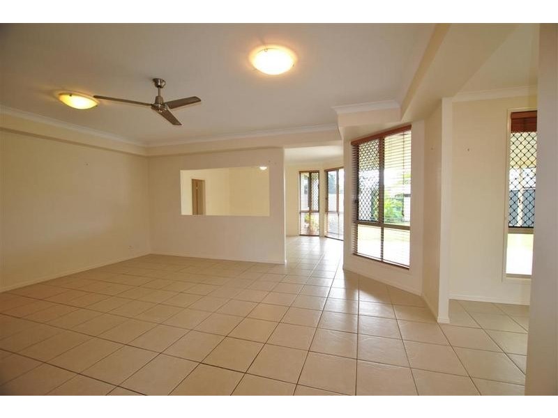3 Whitby Place, Pelican Waters QLD 4551