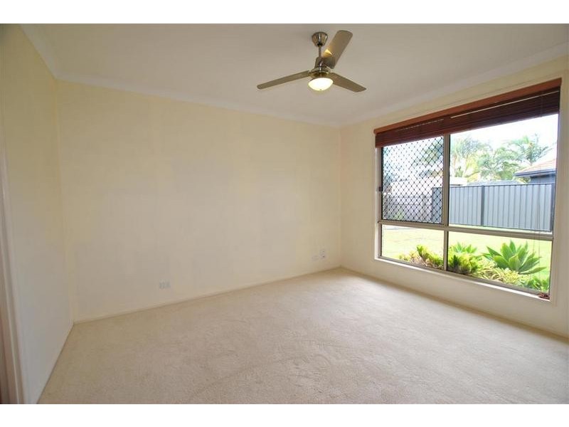 3 Whitby Place, Pelican Waters QLD 4551