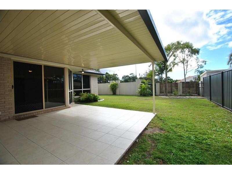 3 Whitby Place, Pelican Waters QLD 4551