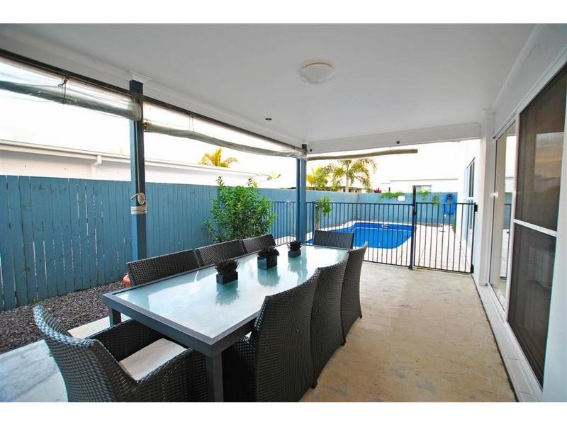 17 White Cedar Drive, Meridan Plains QLD 4551
