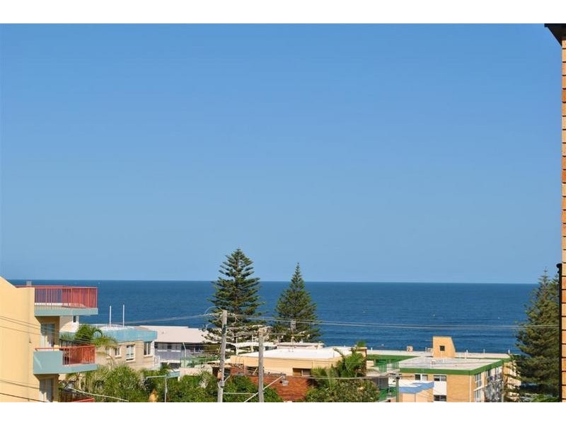 3/ 25 Lower Gay Terrace, Caloundra QLD 4551