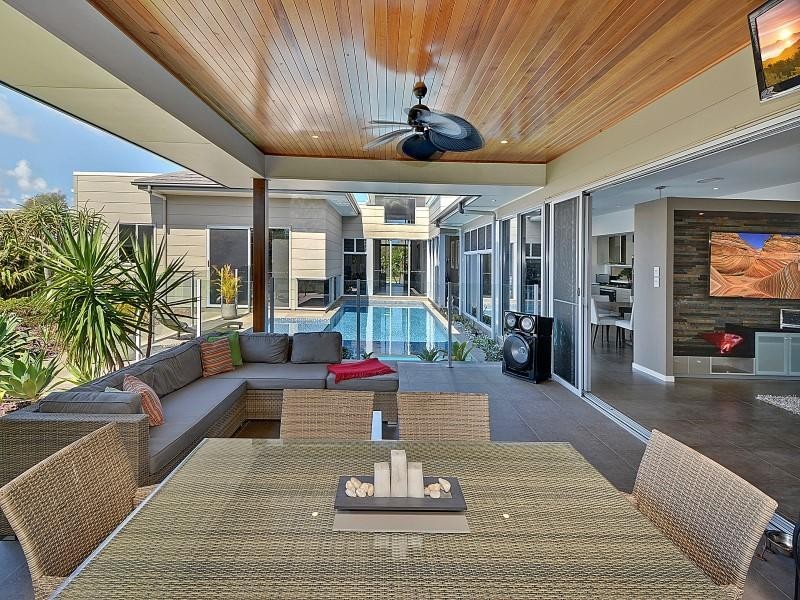 46 Whitehaven Way, Pelican Waters QLD 4551