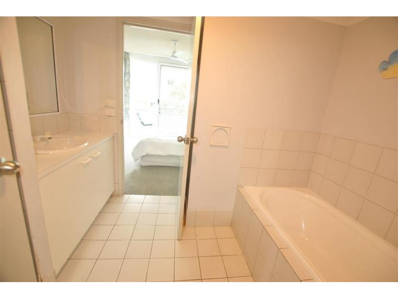 6/ 45 Albert Street, Kings Beach QLD 4551