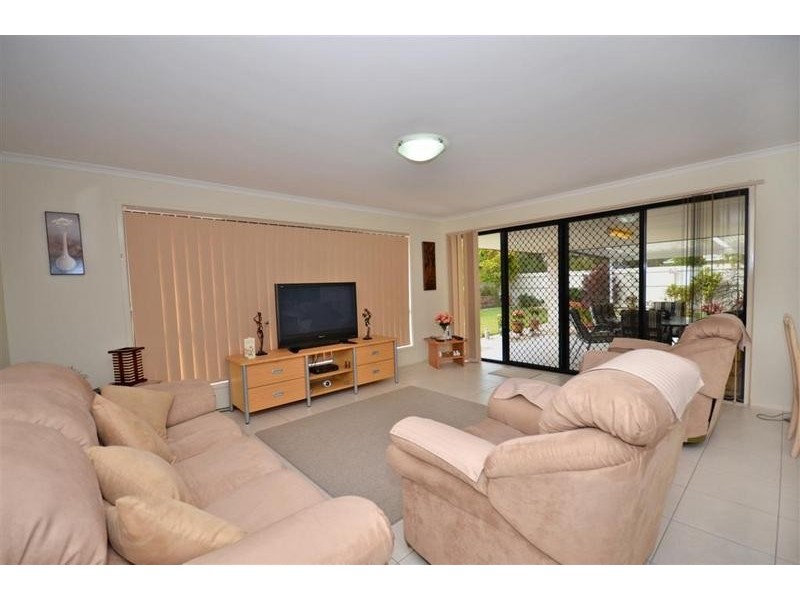 5 Wildflower Way, Little Mountain QLD 4551