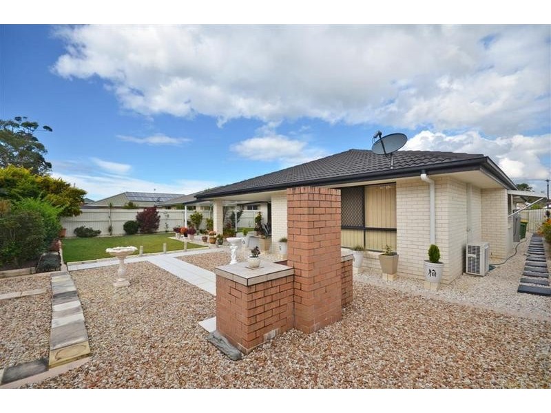 5 Wildflower Way, Little Mountain QLD 4551