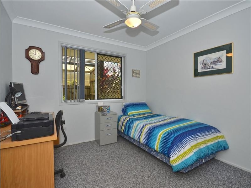 8 Wildflower Way, Little Mountain QLD 4551