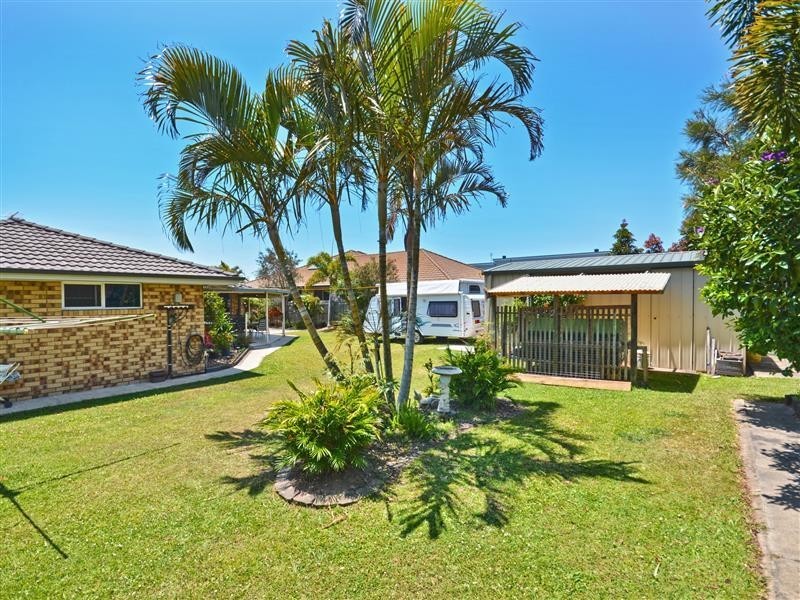 8 Wildflower Way, Little Mountain QLD 4551