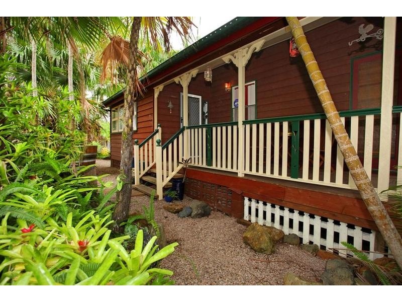 17 William Street, Landsborough QLD 4550