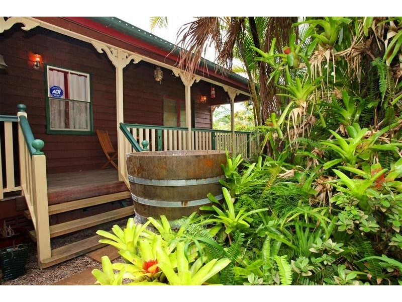 17 William Street, Landsborough QLD 4550