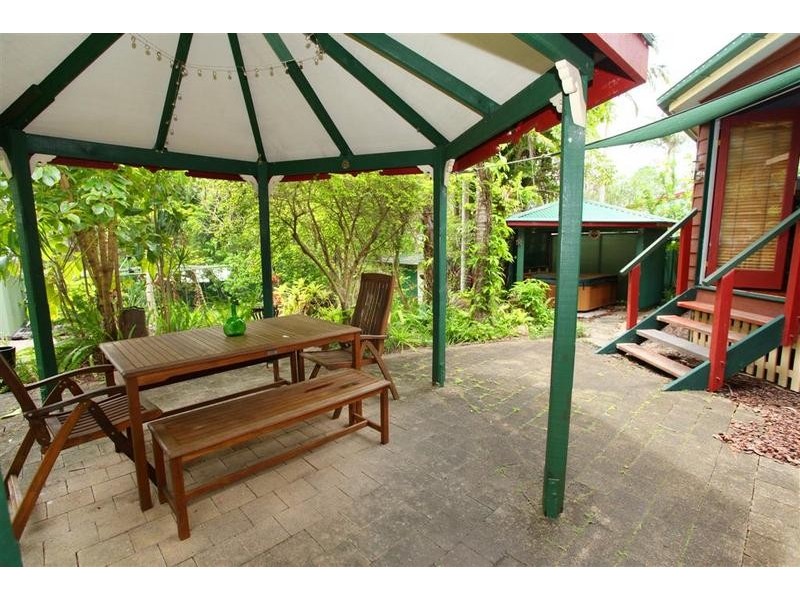 17 William Street, Landsborough QLD 4550
