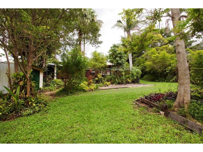17 William Street, Landsborough QLD 4550