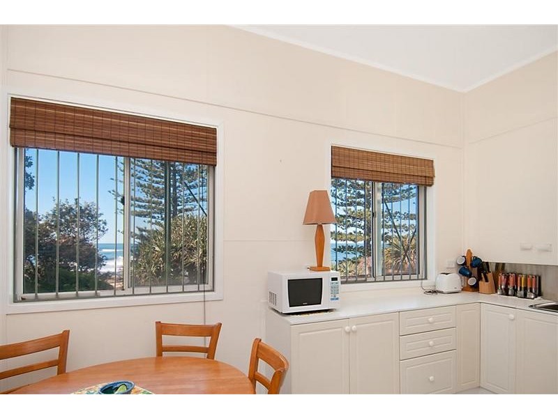 35 Wilson Ave, Dicky Beach QLD 4551