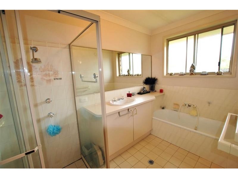 1 Winjeel Court, Currimundi QLD 4551