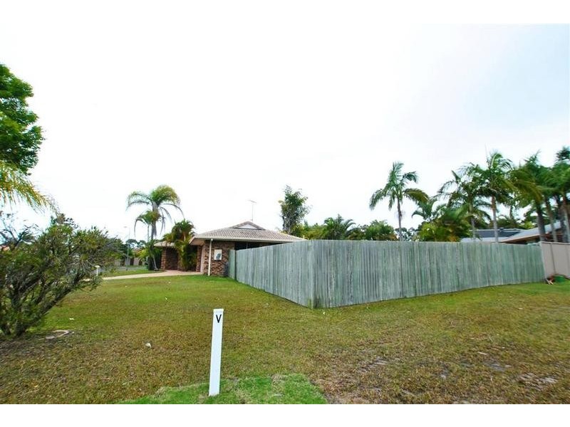 1 Winjeel Court, Currimundi QLD 4551