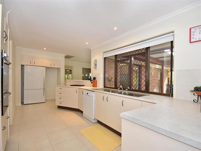 21 Woodroffe Street, Little Mountain QLD 4551