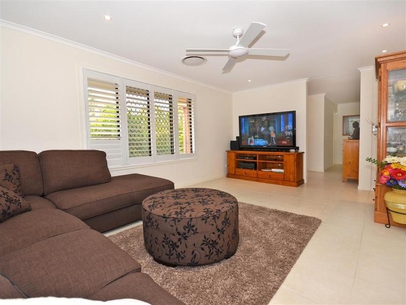 21 Woodroffe Street, Little Mountain QLD 4551